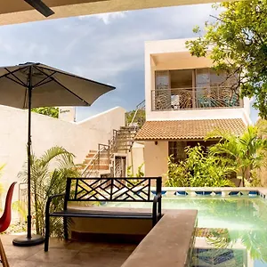 Casa Palmas By Majikal Mexico